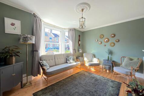 Living Room (1)