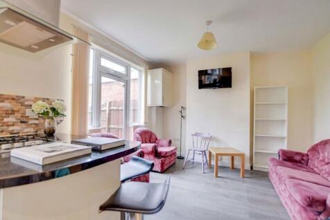 Extended L-Shaped Living Kitchen Dining Room