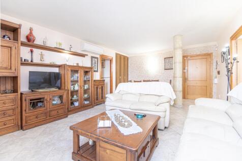 APARTMENT FOR SALE IN PUERTO POLLENSA 