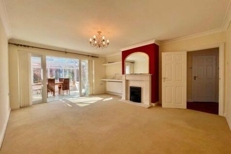Hangleton Valley Drive photo 5