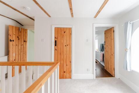 MT 109 Claverhma Road, Claverham, BS49 4LE 41 - Co