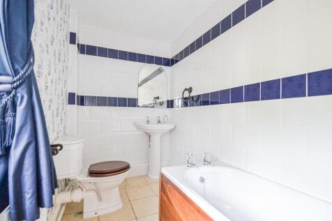 Ground Floor Bathroom