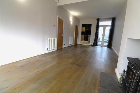 Lake View, Crown Lane, Horwich, Bolton photo 3