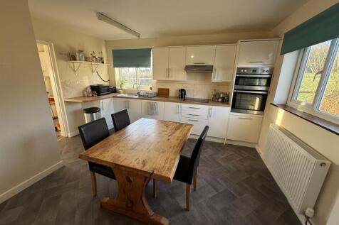 Kitchen / Breakfast room