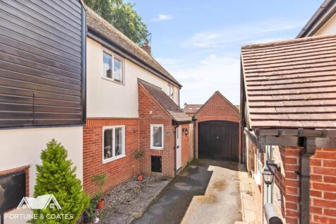 Harlow, CM17 - property photo