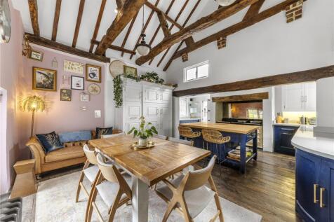Kitchen/Breakfast Rm