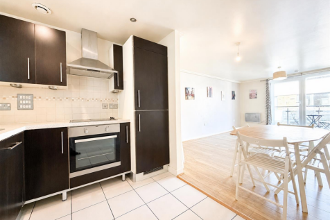 Kitchen / Living Room