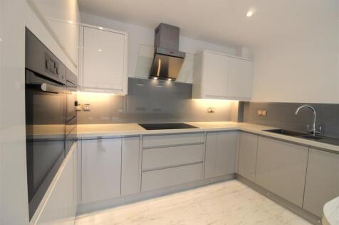 Old Hopkinson Drive, Birkby, HD2 photo 4