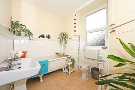 Flat 1 (First Floor)