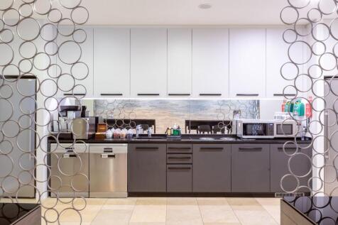 landmark_herontower167Edit 1.jpg