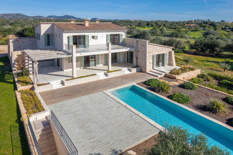 Mediterranean country house