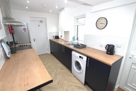 kitchen reverse .jpg