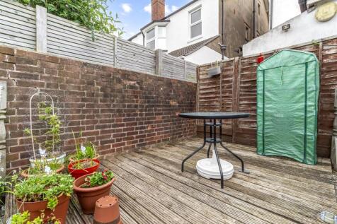 39a Grove Road-016.JPG