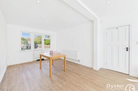 Farm Road, Edgware, HA8 photo 4