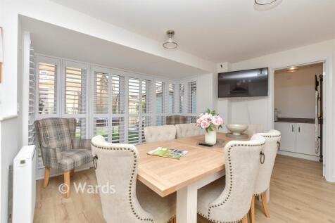 Kitchen/Dining Area
