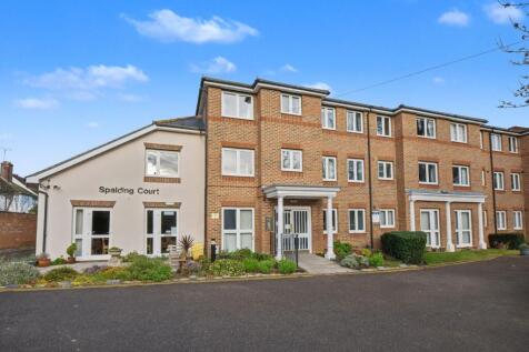 33 Spalding Court, Cedar Avenue, Chelmsford, CM1 2UZ