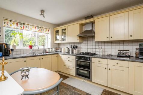 2 Kettlebrook Road_21.jpg