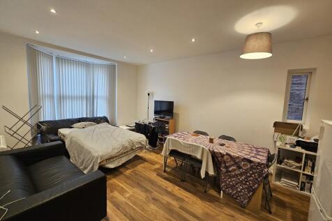 Flat 5, 56 Russell Terrace, Leamington Spa photo 3