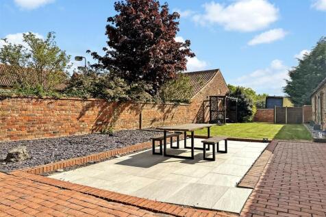 Private Paved Seating Area 756