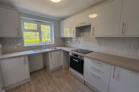 Appledown Drive, Bury St Edmunds photo 3