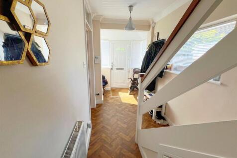 Hallway and stairs.jpg