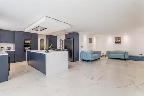 Kitchen/Dining/Family Room