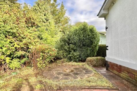 GARDEN AREA