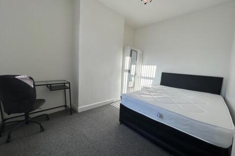 Picton Road, L15 photo 5