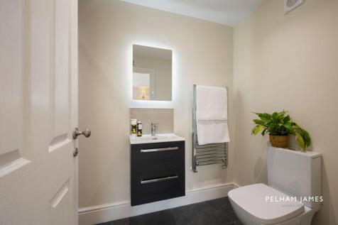 Bedroom 2 En Suite, 26a St. Leonards Street, Stamford