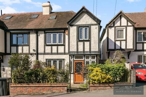 Deanfield Gardens 8 MV-26.jpg