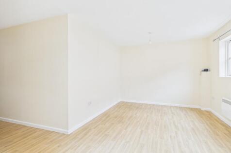 Chelsea Court, Gloucester, GL1 photo 3
