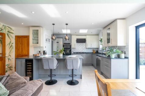 -686bbb3e67b69-l-1317022-27-6867f610eca09