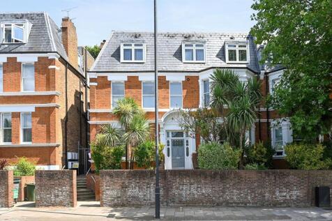 RCLR- flat 3, 310 finchley road- exterior 1 (1).jp