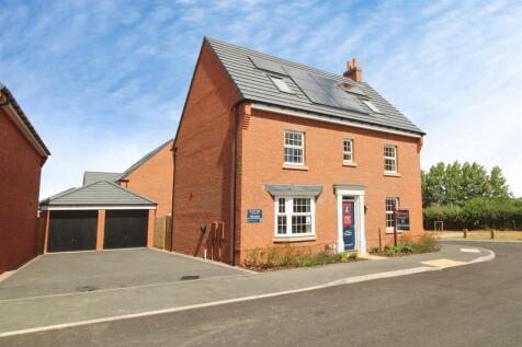 Double Garage &amp; Parking