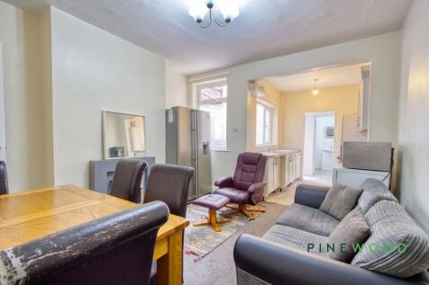 Dining / Kitchen