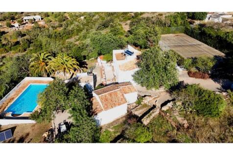 Almancil Fully Renovated 5 Bed Villa For Sale (12)