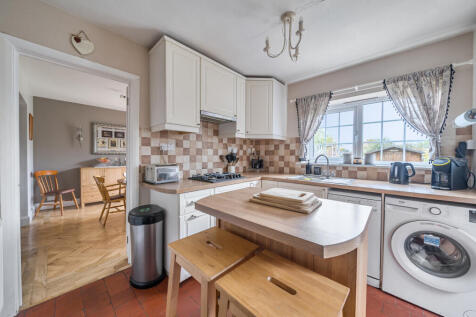 1373688-10-690258...