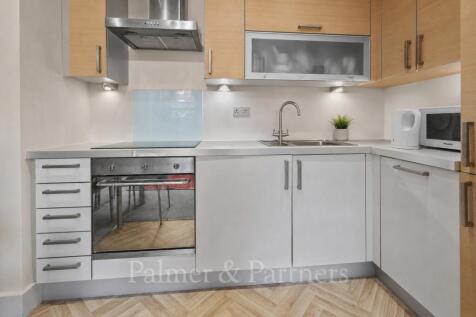 Inglis Road, Colchester, Essex, CO3 photo 3