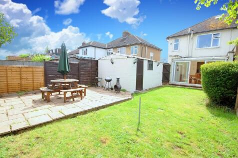 Manor Road, Hatfield Garden Village photo 2