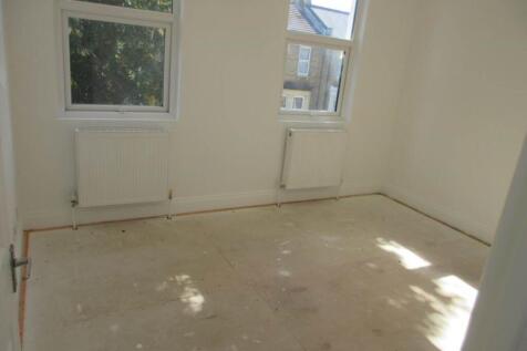 Albany Avenue, Westcliff On Sea photo 4