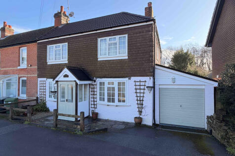 3 Bedroom Semi Detached House for Rent