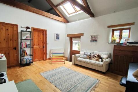 Playroom Bedroom 3.jpg