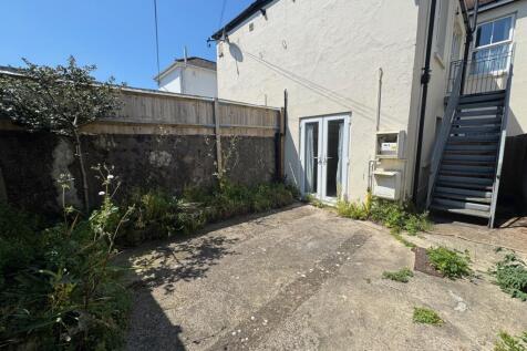**ZERO DEPOSIT OPTION**Seaside, Eastbourne photo 3