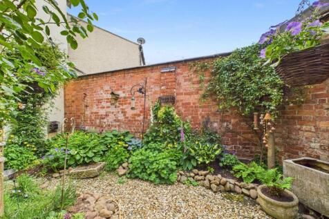 Hillcrest House, Husbands Bosworth