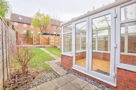 20 Balmoral Close (17).jpg