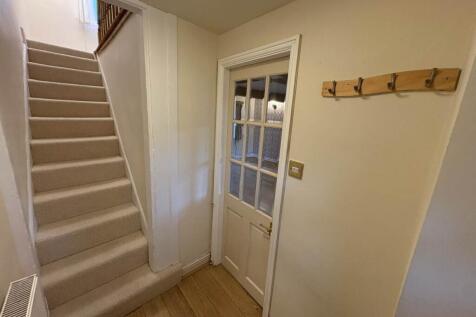 Derwent Place, Mountain, Queensbury photo 4