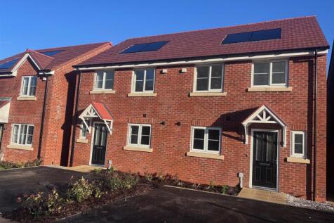 15 &amp; 17 Stapleford Chase.jpg