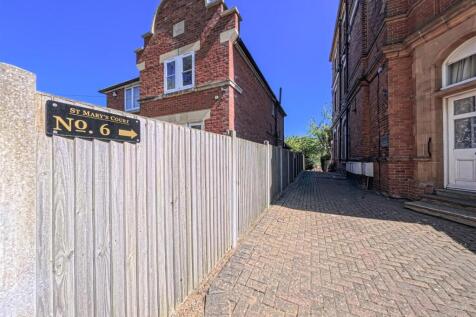 6 St Marys Court (5).jpg