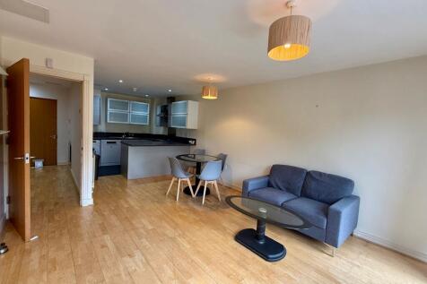 Open plan living, kitchen diner