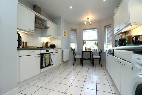 5 chestnut court ...